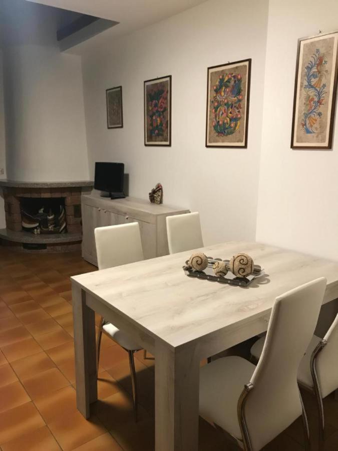 Casa Chia Lago Maggiore Laveno Dış mekan fotoğraf