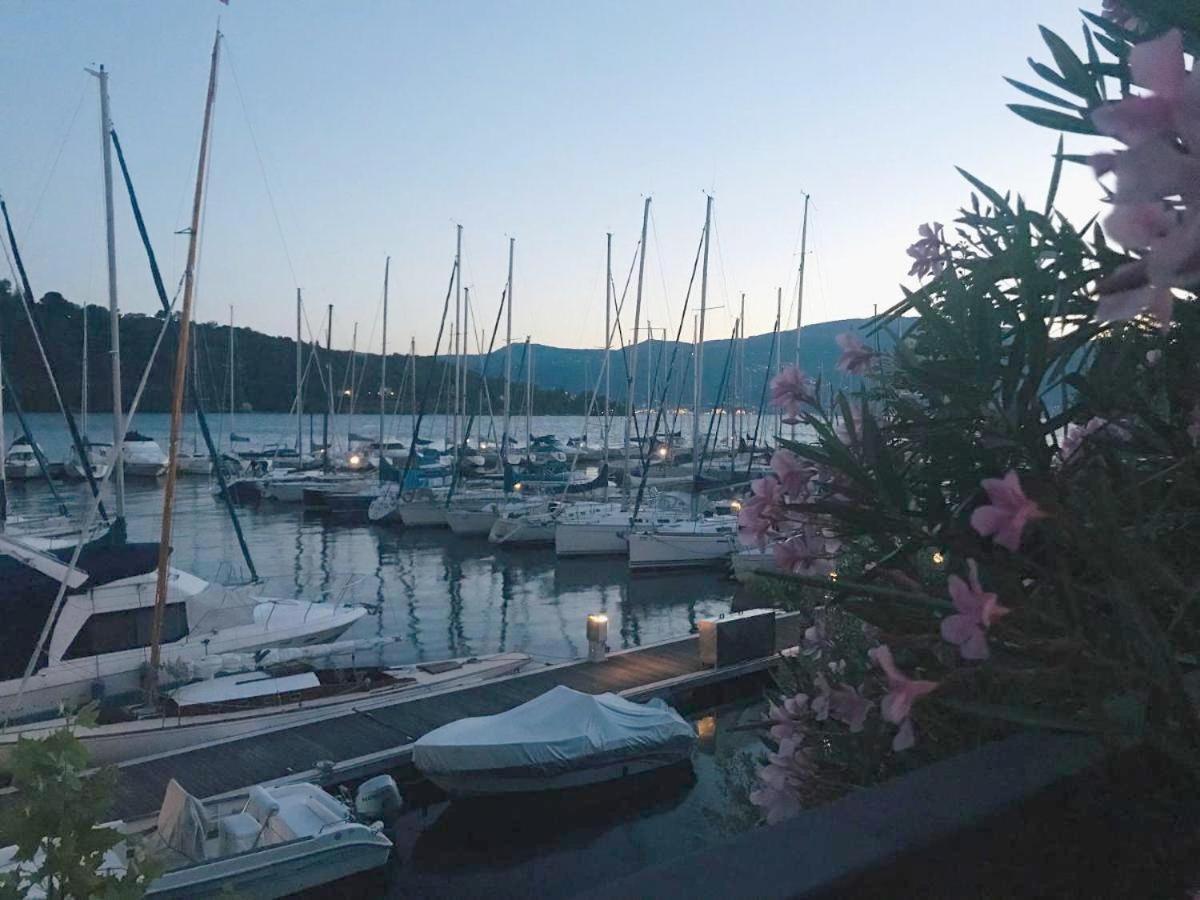 Casa Chia Lago Maggiore Laveno Dış mekan fotoğraf