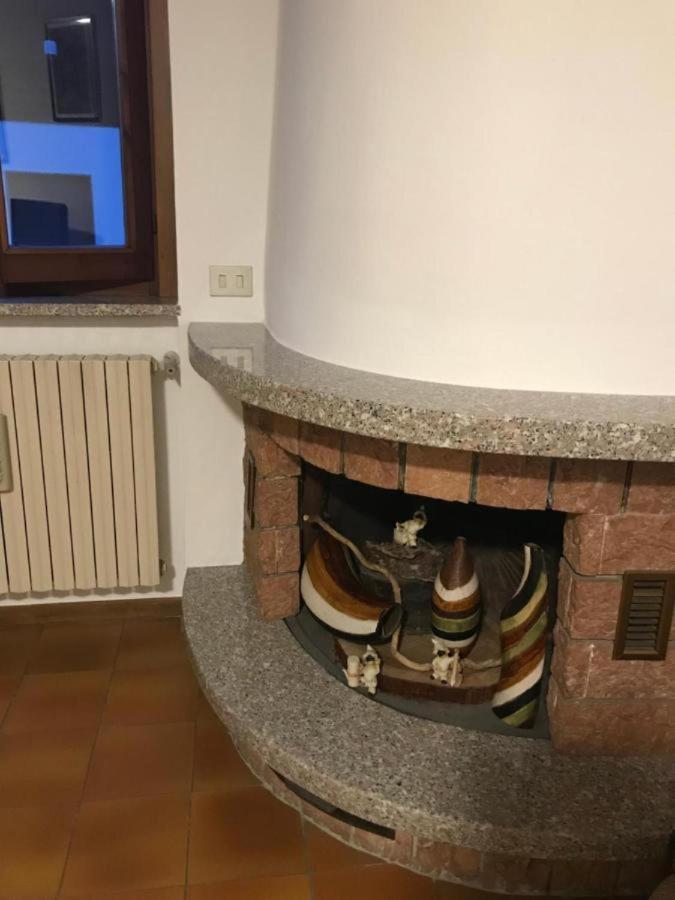 Casa Chia Lago Maggiore Laveno Dış mekan fotoğraf